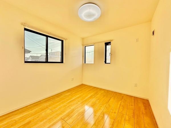 草加市谷塚町の中古一戸建て