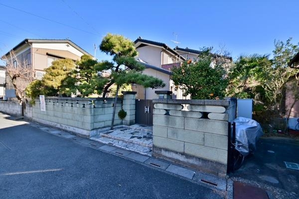 草加市青柳8丁目　中古一戸建て