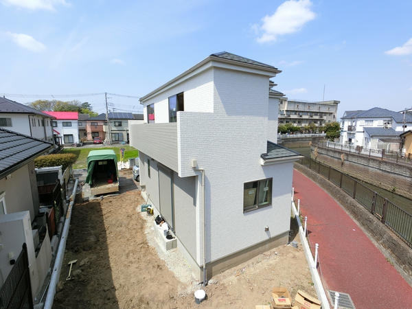 草加市八幡町　新築一戸建て　2号棟