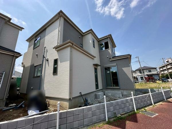 草加市八幡町　新築一戸建て　1号棟