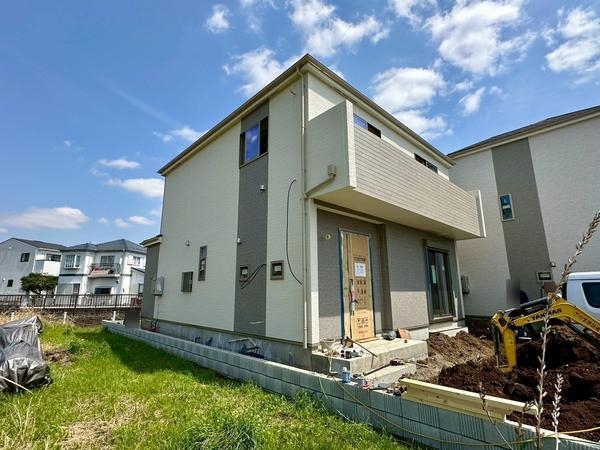 草加市八幡町　新築一戸建て　1号棟