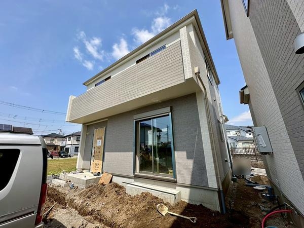 草加市八幡町　新築一戸建て　1号棟