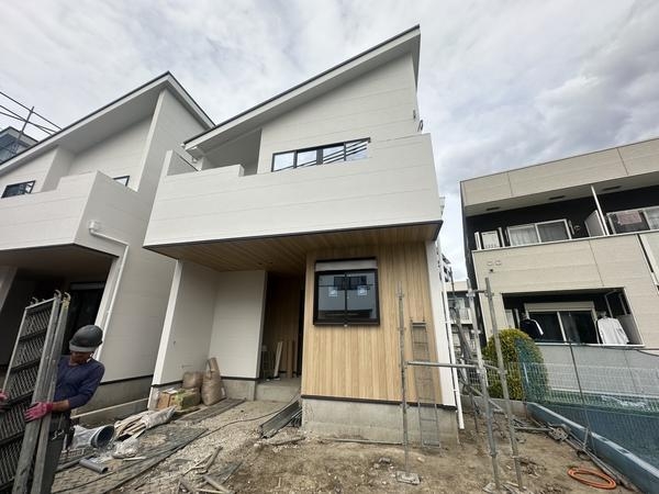 草加市氷川町　新築一戸建て　11期8号棟