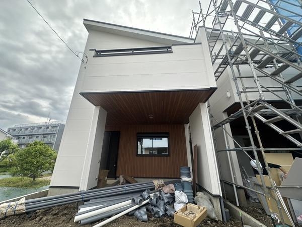 草加市氷川町　新築一戸建て　11期4号棟