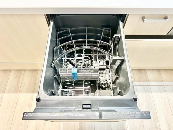 草加市氷川町　新築一戸建て　11期2号棟