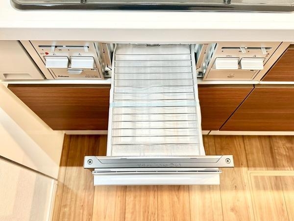草加市手代３丁目　新築一戸建て　2期2号棟