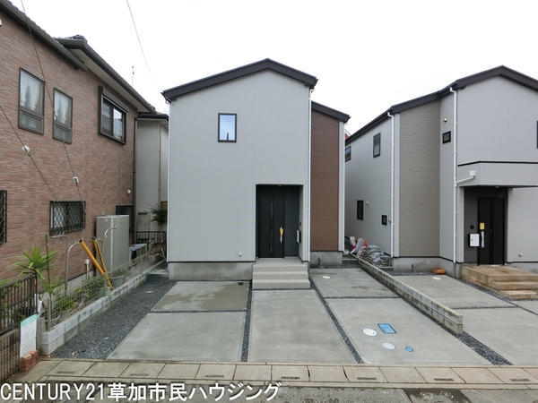 草加市手代３丁目　新築一戸建て　2期2号棟