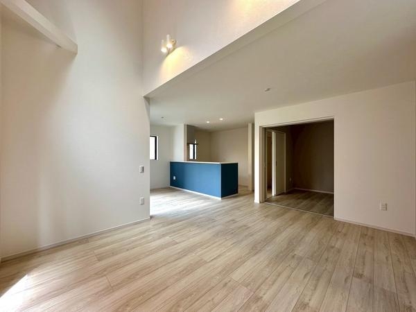 草加市手代３丁目　新築一戸建て　2期1号棟