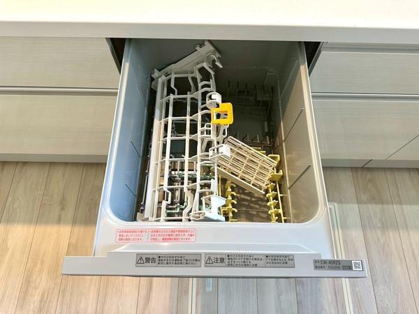 草加市手代３丁目　新築一戸建て　2期1号棟