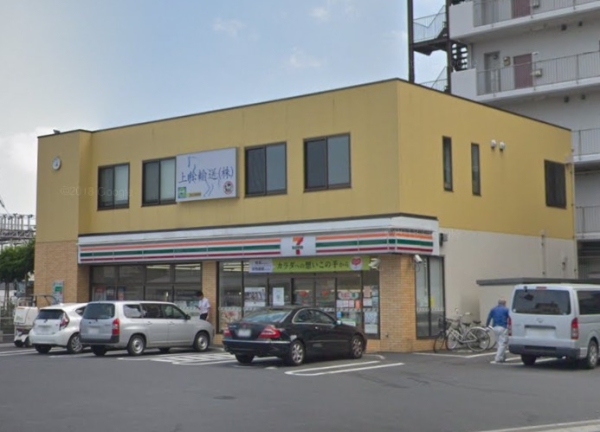 クレール草加二番館(セブン-イレブン 草加吉町2丁目店)