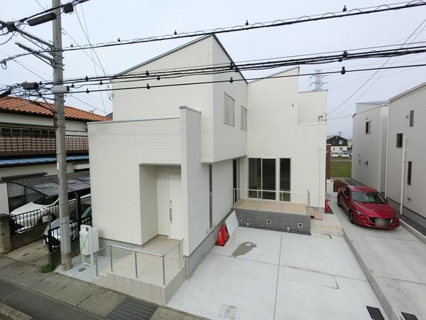 草加市中根2丁目　新築一戸建て　A号棟