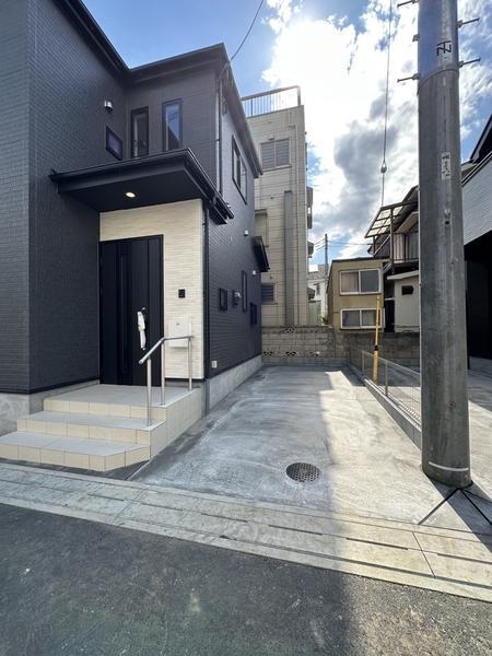 草加市八幡町　新築一戸建て　2期F号棟