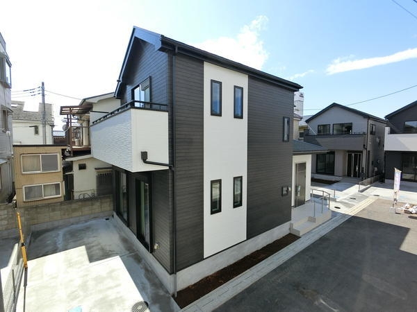 草加市八幡町　新築一戸建て　2期D号棟