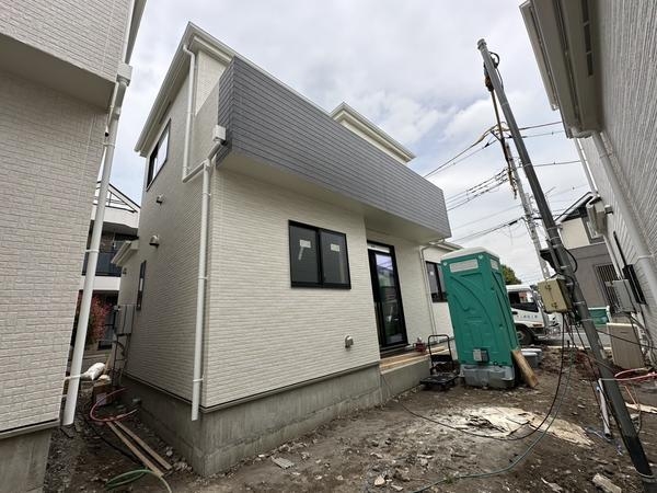 八潮市上馬場　新築一戸建て　B号棟