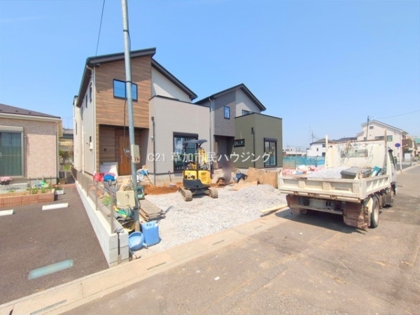 八潮市木曽根　新築一戸建て　1期1号棟