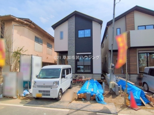 八潮市鶴ケ曽根　新築一戸建て　4期2号棟