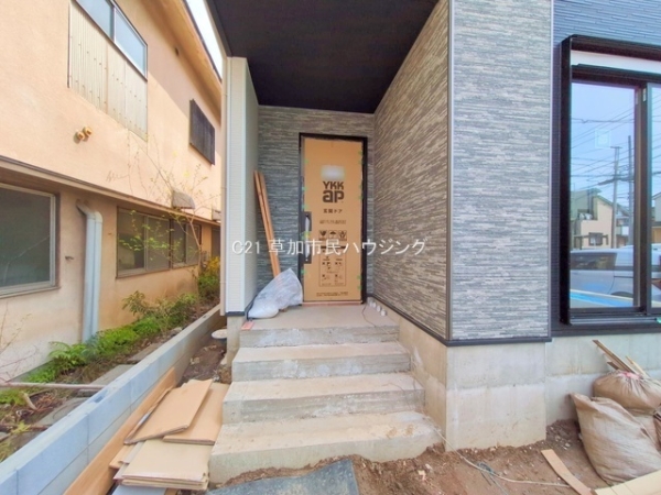 八潮市鶴ケ曽根　新築一戸建て　4期2号棟