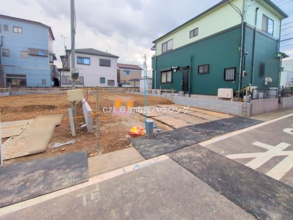八潮市鶴ケ曽根　新築一戸建て　4期1号棟