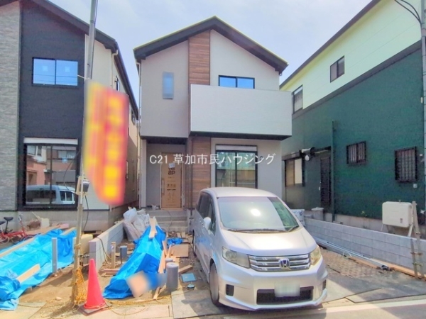 八潮市鶴ケ曽根　新築一戸建て　4期1号棟