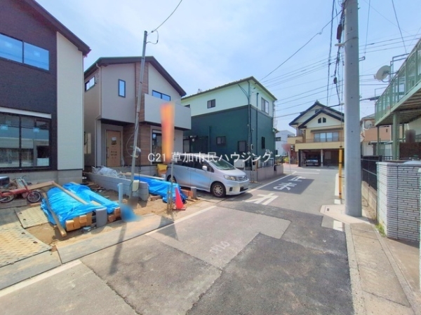 八潮市鶴ケ曽根　新築一戸建て　4期1号棟