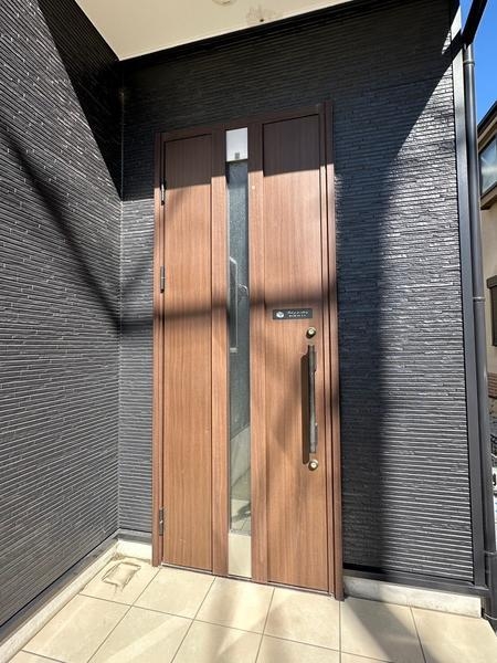吉川市高富1丁目　中古一戸建て
