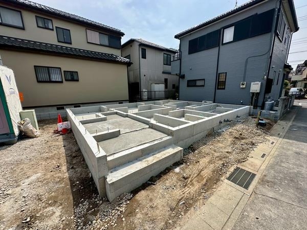 草加市長栄2丁目　新築一戸建て　7期