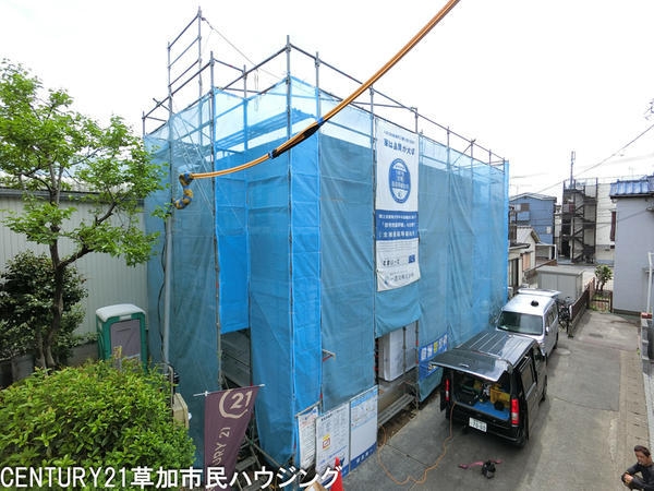 草加市稲荷3丁目　新築一戸建て