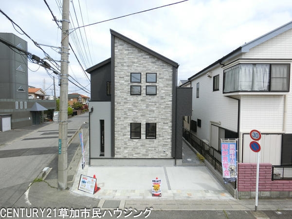 草加市瀬崎6丁目　新築一戸建て　1号棟