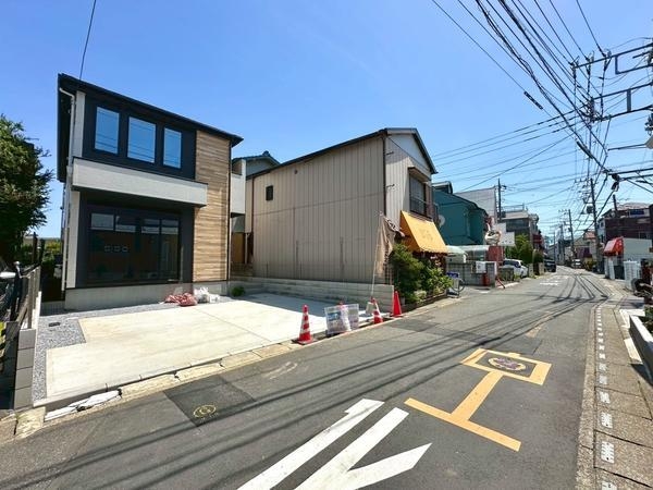 草加市氷川町　新築一戸建て　12期