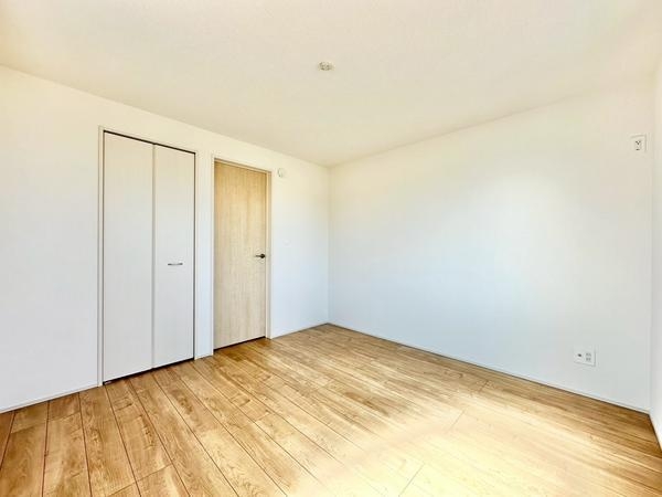 草加市青柳2丁目　新築一戸建て　23期