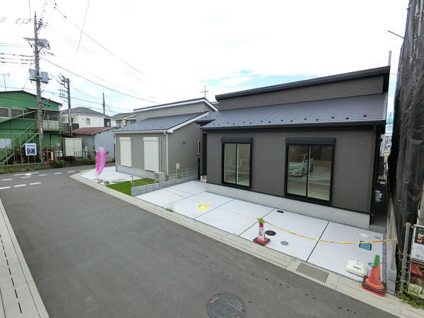 草加市苗塚町　新築一戸建て　23　1期8号棟