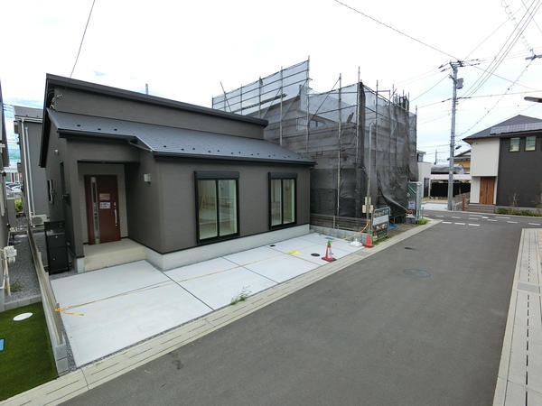 草加市苗塚町　新築一戸建て　23　1期8号棟