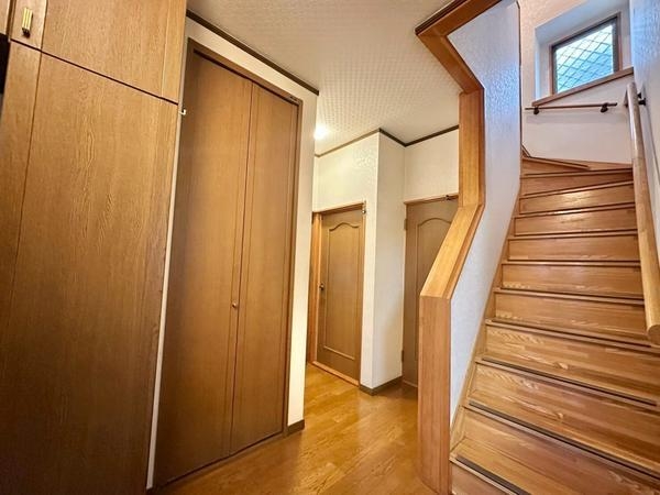 草加市新栄１丁目の中古一戸建て