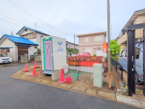 草加市青柳8丁目　新築一戸建て　22期
