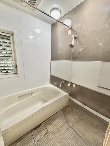 江東区冬木　中古一戸建て