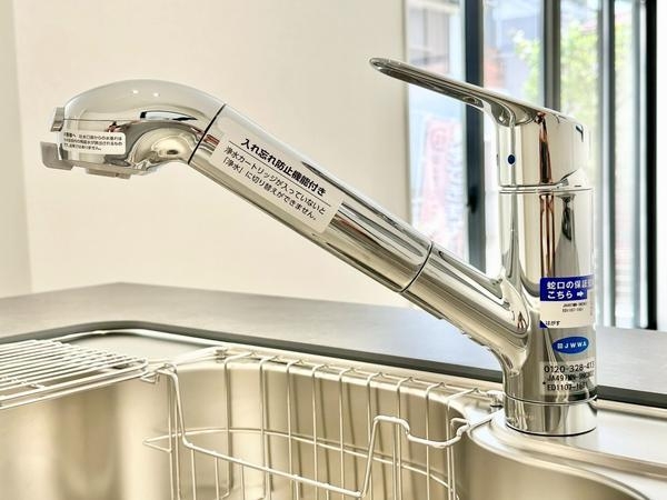 草加市稲荷2丁目　新築一戸建て　11期