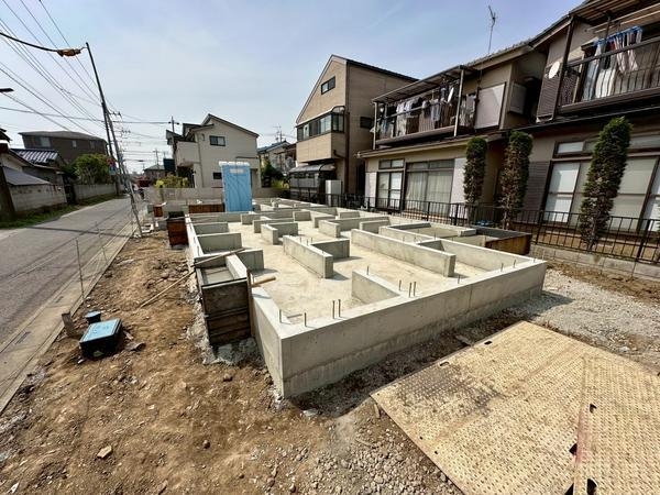 草加市長栄2丁目　新築一戸建て　2号棟