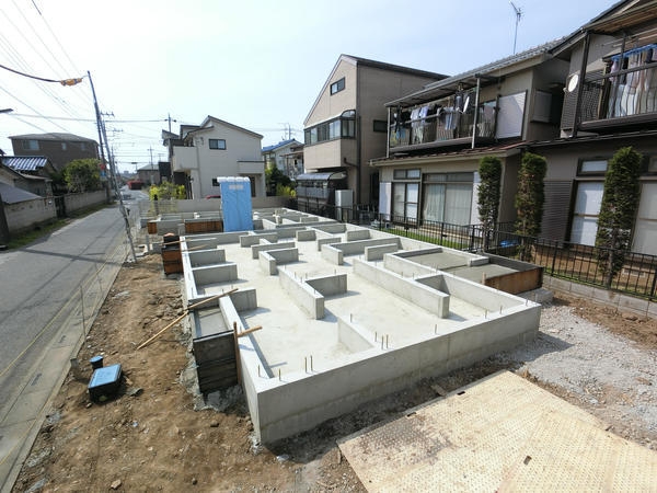 草加市長栄2丁目　新築一戸建て　2号棟