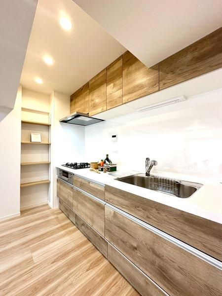 草加松原ハイツ　A棟