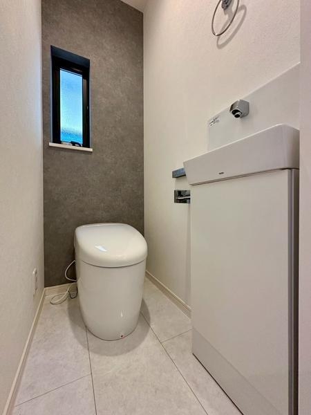 草加市中根2丁目　新築一戸建て