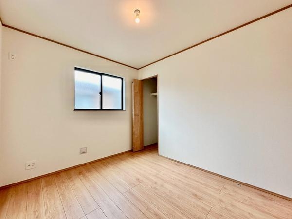 八潮市緑町1丁目　新築一戸建て　3期