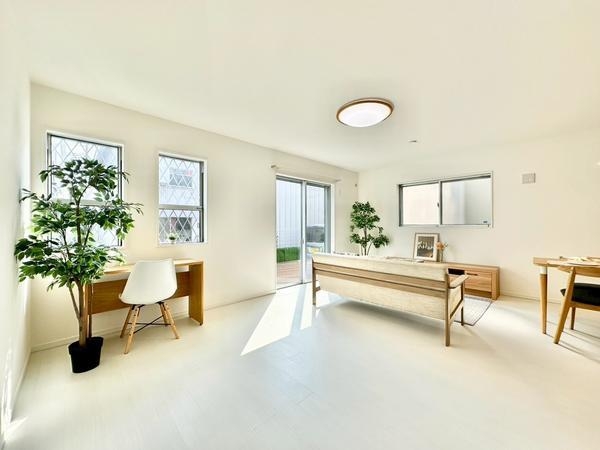 草加市西町の中古一戸建て