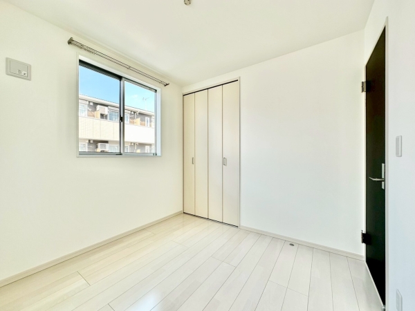 草加市西町の中古一戸建て