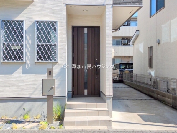 草加市西町の中古一戸建て