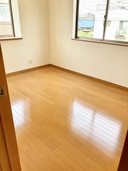 春日部市牛島の中古一戸建て