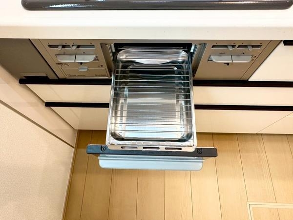 草加市長栄1丁目　新築一戸建て　第2期E号棟