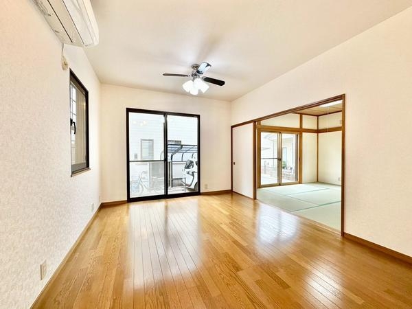 草加市新里町の中古一戸建て