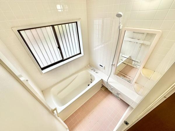 草加市新里町の中古一戸建て