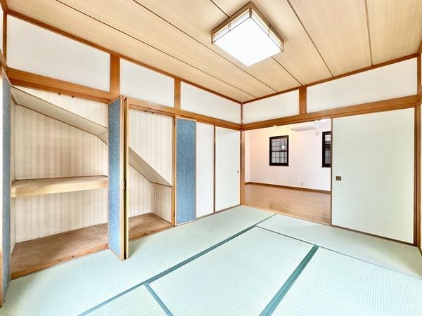 草加市新里町の中古一戸建て