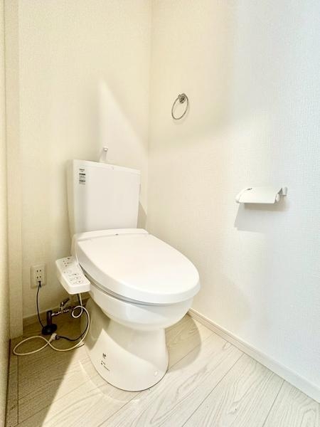 草加市稲荷5丁目　新築一戸建て　14期